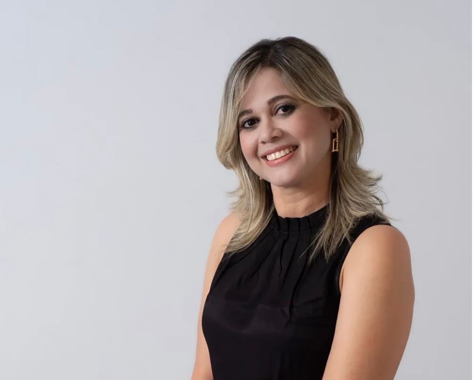 Luana Oliveira, da Luana Cursos será premiada no 8º Prêmio Oscar Alagoano.