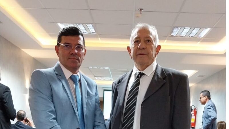 Sindespeal realiza confraternização para comemorar um ano importante para seus associados