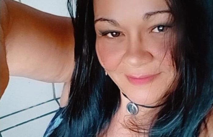 A arte em crochê de Cris Artes estará no desfile de verão no dia 11 de janeiro na praia do Franc