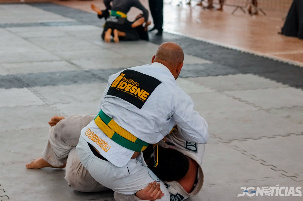 Atleta patrocinado pelo Idesne fica em primeiro lugar na categoria super pesado no Open Jiu-Jitsu em Flexeiras